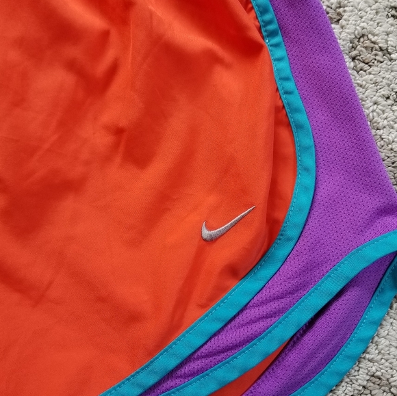 Nike Dri-Fit Tempo Shorts - Picture 2 of 6
